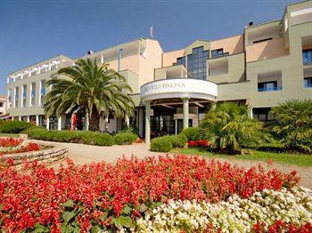 Hotel Palma Pula Exterior photo